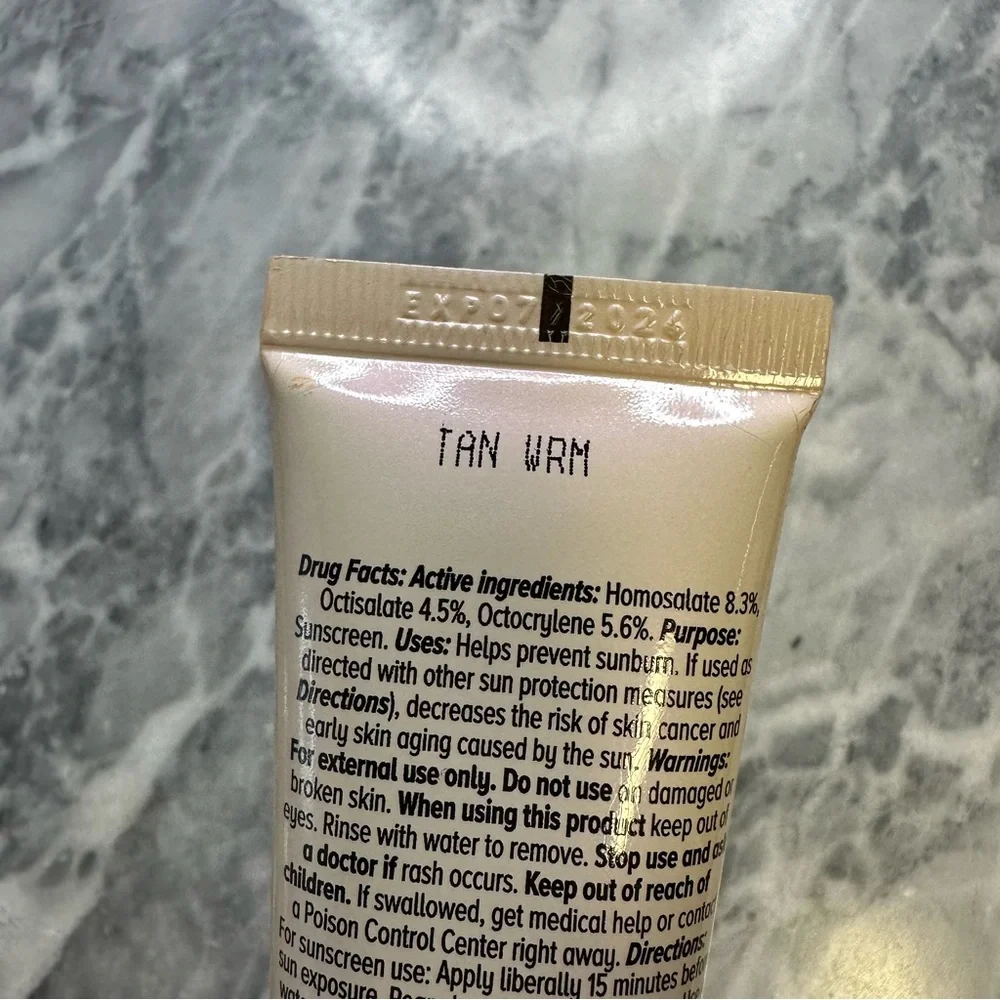 It Cosmetics‎ CC Nude Glow Tan Warm